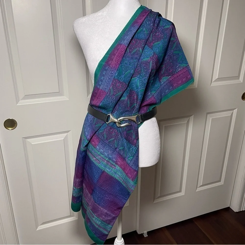 NWOT Silk Oversized Scarf Wrap Shawl Shrug Cape Poncho Batik India